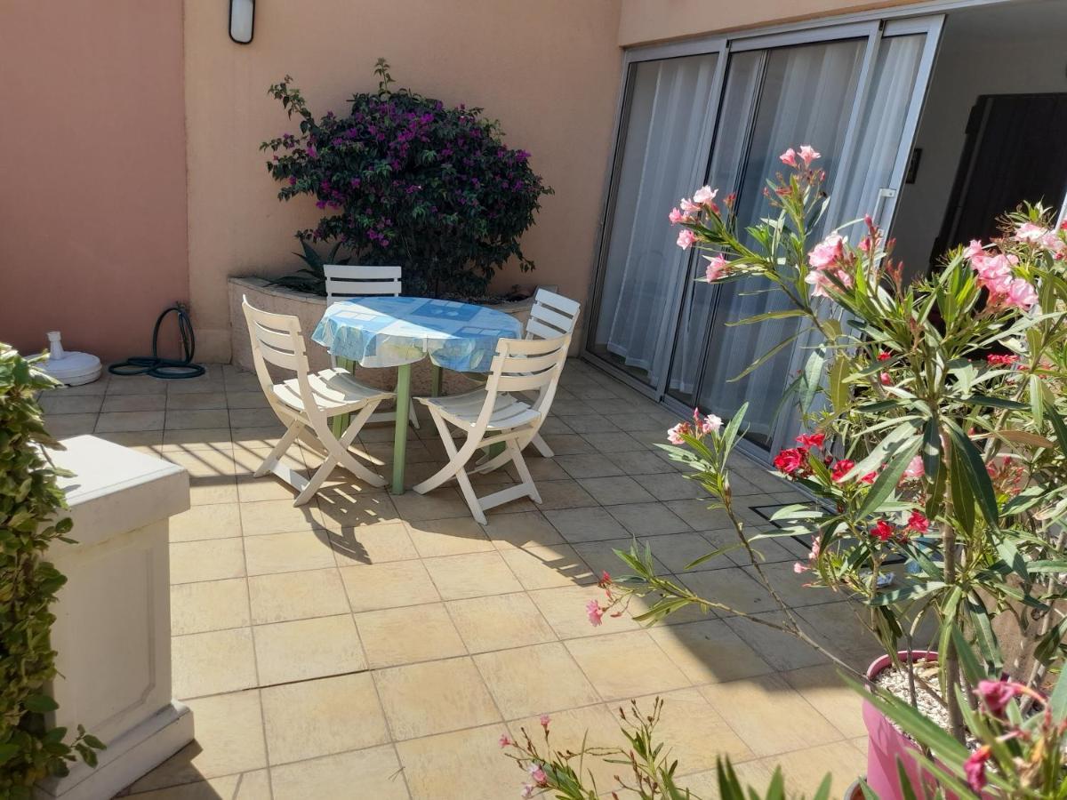 Logement Calme Proche Mer, 4 Personnes, St Aygulf Fréjus Exteriör bild