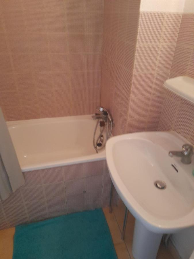 Logement Calme Proche Mer, 4 Personnes, St Aygulf Fréjus Exteriör bild