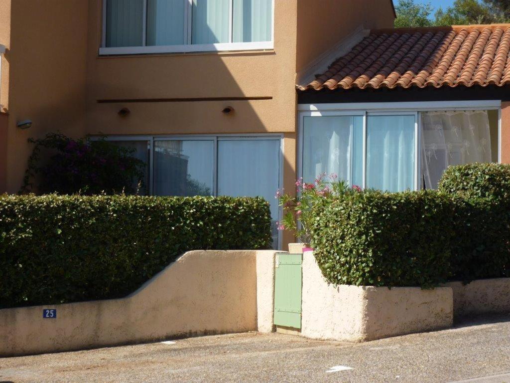 Logement Calme Proche Mer, 4 Personnes, St Aygulf Fréjus Exteriör bild